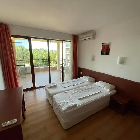 Apartament Apartments Golden Dune 2